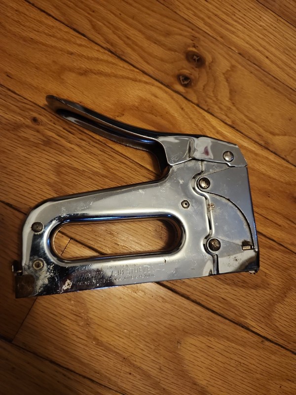 ARROW Fastener T-18 Hand Stapler Staple Gun - USA Made