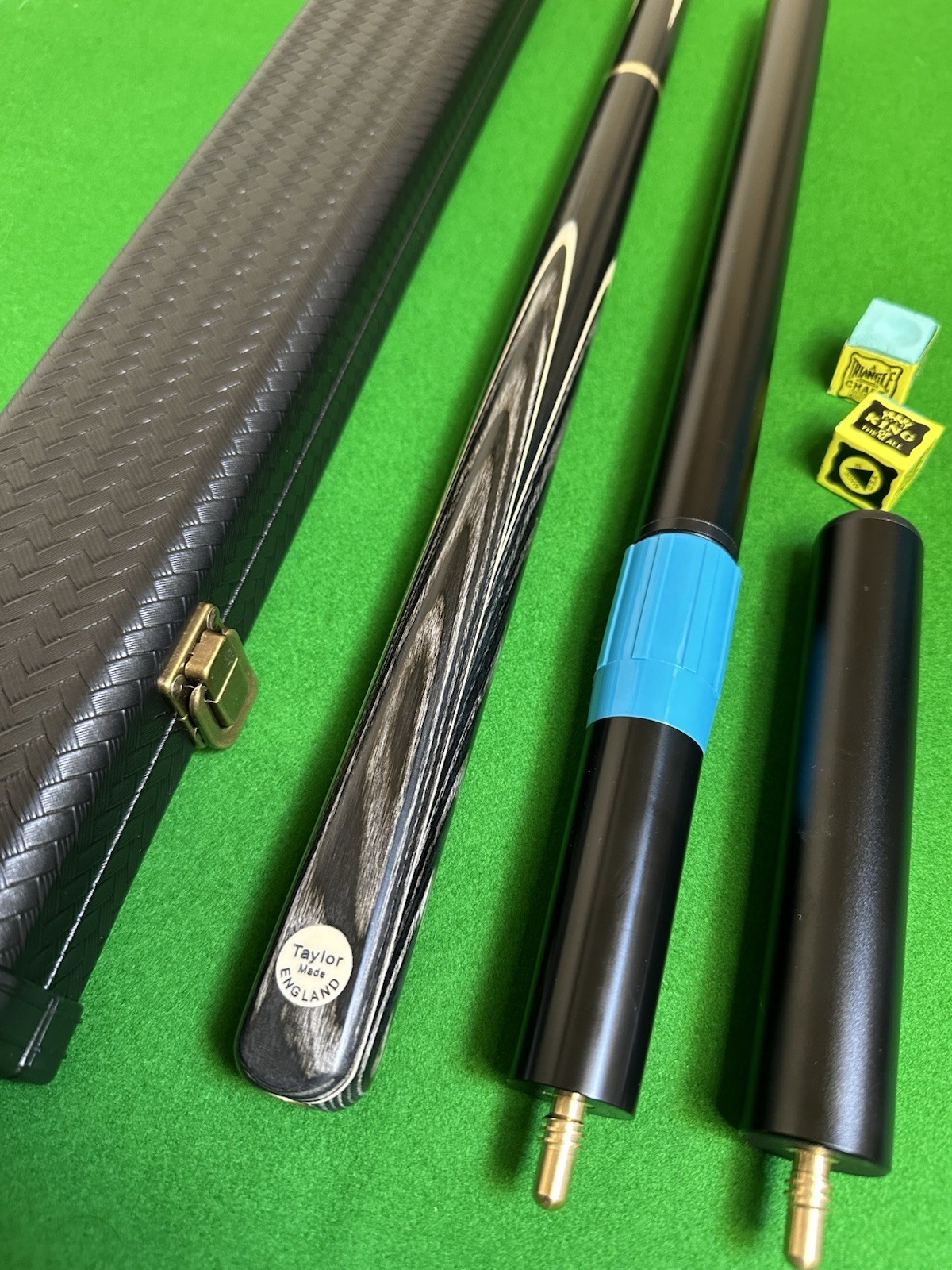Taylor Made Snooker Cue 58" Length, 19.6 oz Weight 9.5mm Tip