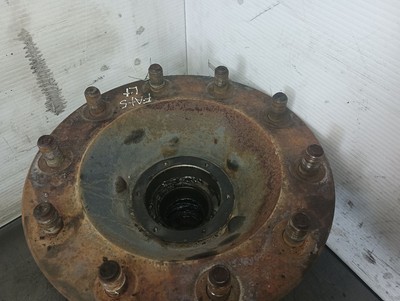 15093A GMC C6500 Kodiak/Topkick Front Hub (11862466 | eBay