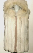 VINTAGE 70'S  BEIGE HOODED FOX FUR "SNOW DRIFT" ZIP FRONT SLEEVELESS VEST     M