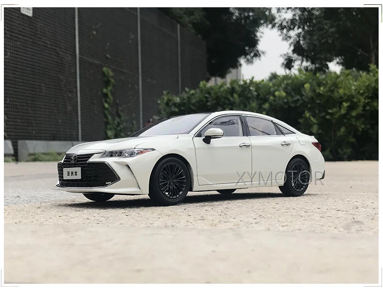 Toyota avalon toy car discount