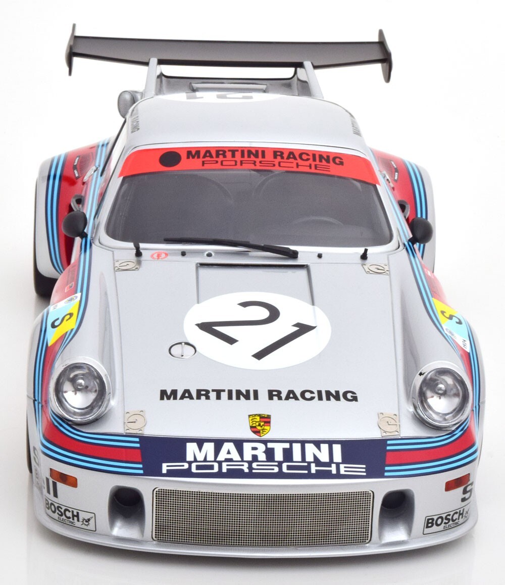 AUTOart Porsche 911 Carrera RSR