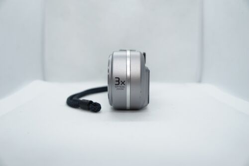 Sony Cyber-Shot DSC-P10 Silver Digital Camera - UNTESTED - Picture 3 of 7