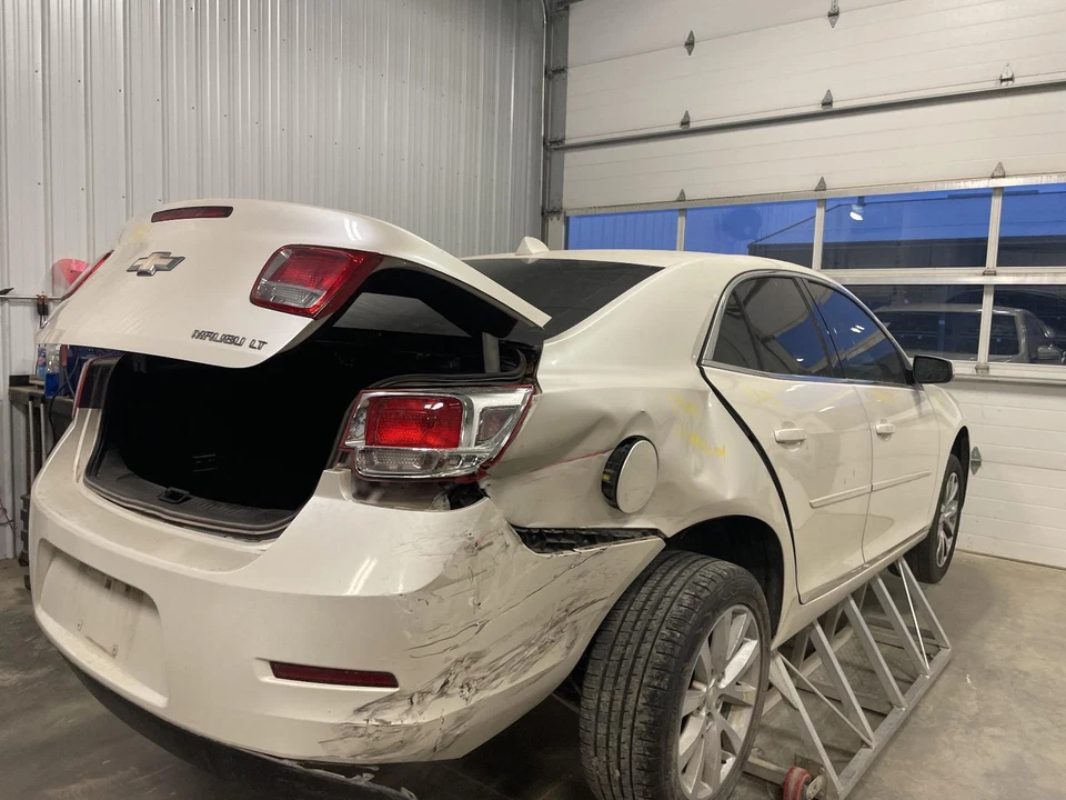 Módulo de control de carrocería usado se adapta a: Chevrolet Malibu 2014 control de carrocería BCM VIN 1 4º Foto 3 de 4