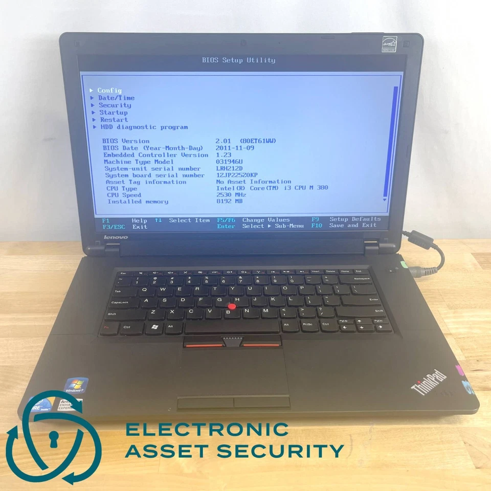 (Lote de 4) Lenovo ThinkPad Edge 15" 0319 i3-m380 2.53GHz 8GB RAM (Sin unidad) Foto 2 de 4