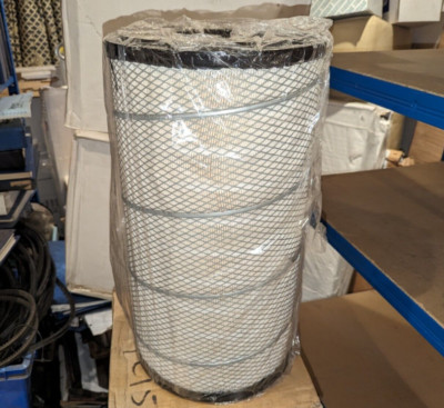 Air filter for Ford New Holland DAF 95XF 1295090 0040943804   FREE UK SHIPPING