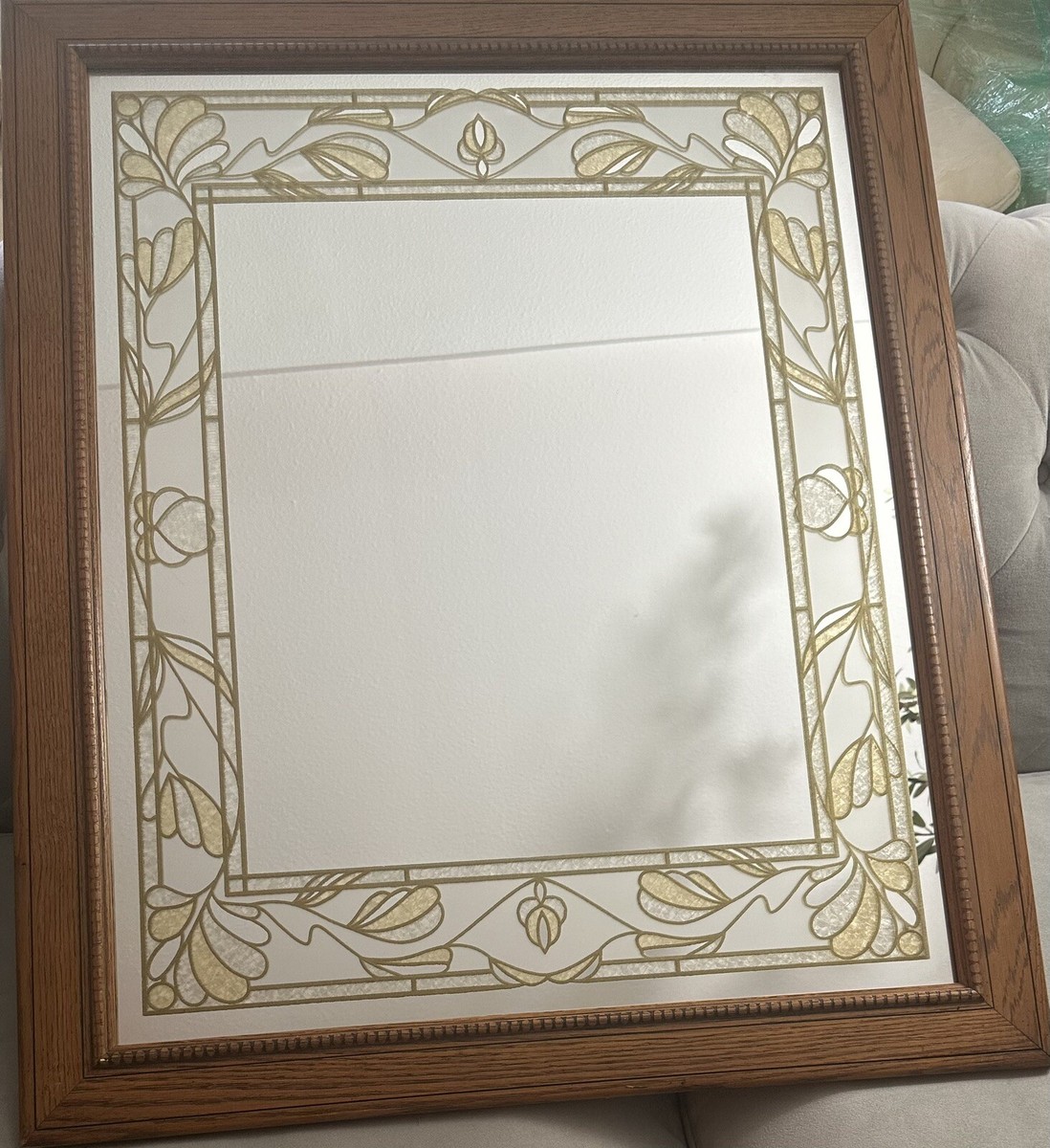 Windsor Art - Vintage Earth Tone Wood Crackle Floral Etched