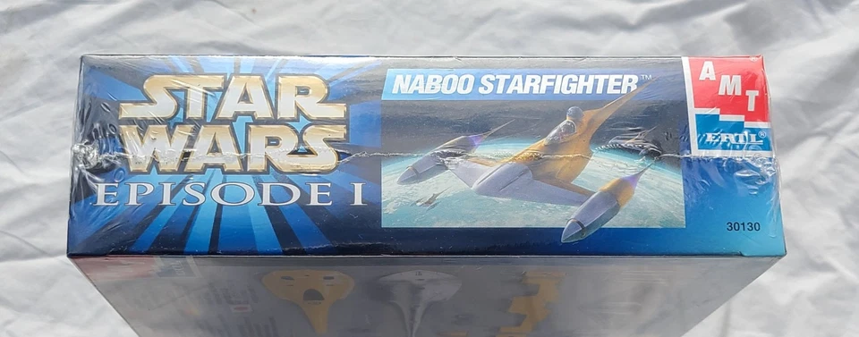 AMT Ertl Star Wars Episode 1 Naboo Starfighter Diecast 1:48 Model Kit New Sealed - Image 4 of 4