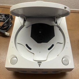 Sega Dreamcast Console Bundle 2 Controllers, Complete ✅