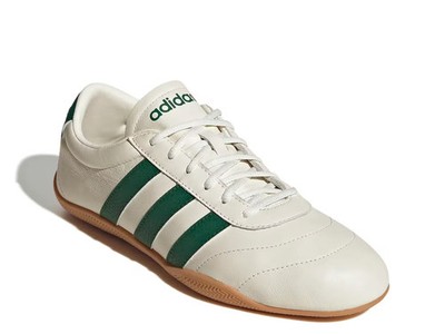 Woman's Fashion Sneakers adidas Grand Court Lo Sneaker