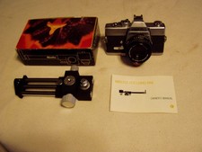 VINTAGE MINOLTA SRT-201 35mm FILM CAMERA W/45mm 1:2 LENS  FOCUSING RAIL IN BOX