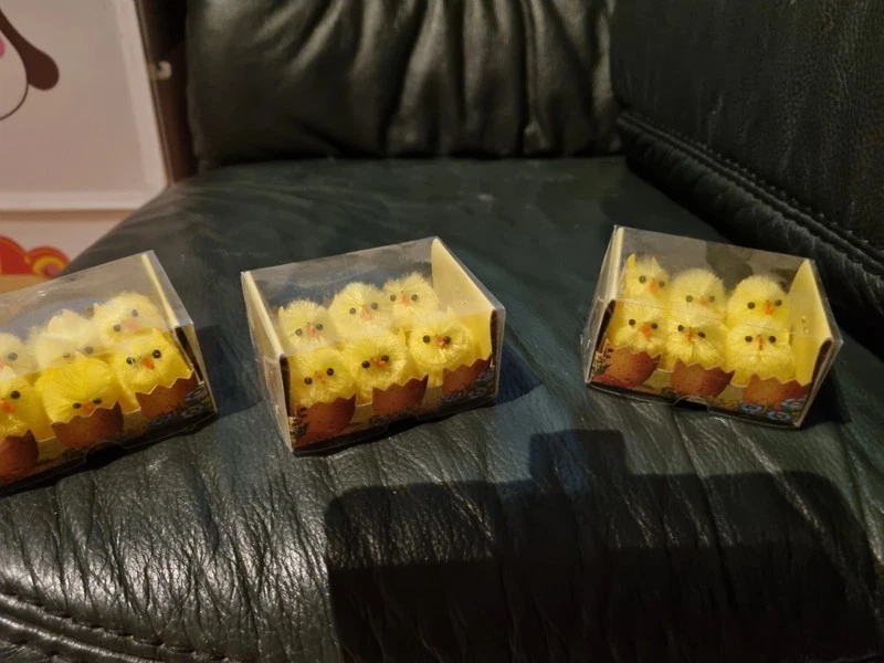 6 Kleine Küken Gelb in Geschenkbox 8x7.5x4.5cm Ostern Osterdeko