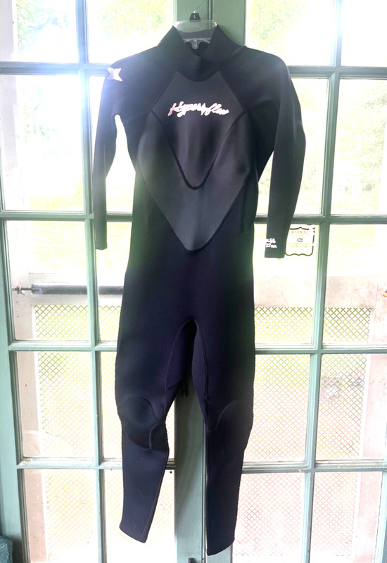 Hyperflex Womens Full Wetsuit Size 8 Access 3.2mm Black Pink Long Sleeve