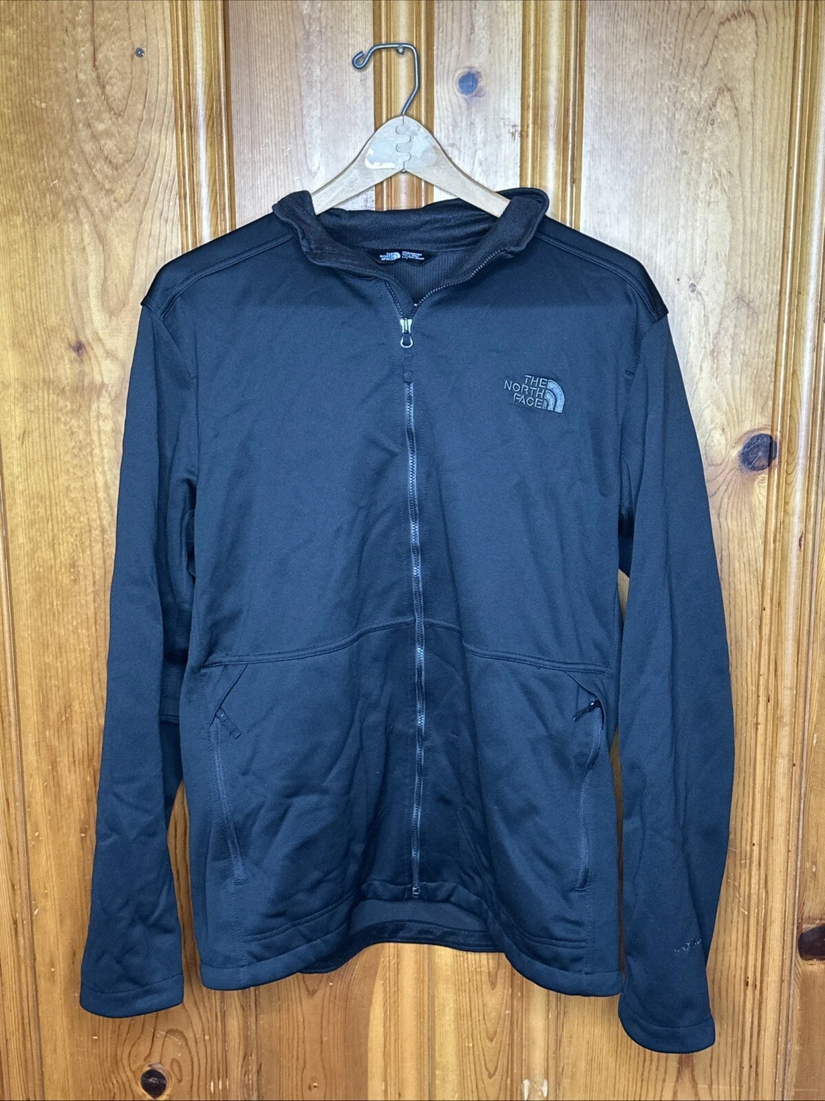 north-face full zip windwall jacket