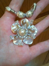  Artisan Flower Pearl/Mother of Pearl Necklace