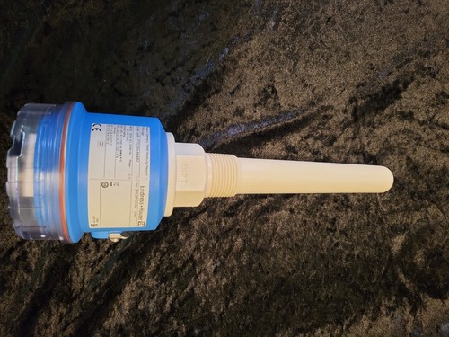 Endress and Hauser FCT260 Minicap, probe length of 5.5", AC/DC, NEVER USED - Picture 4 of 7