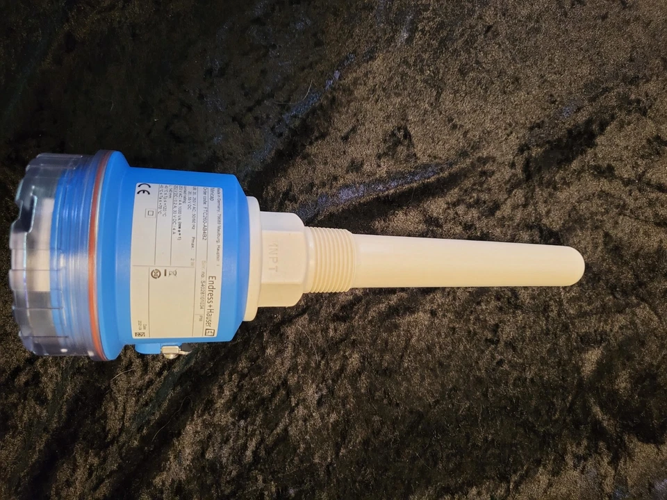 Endress and Hauser FCT260 Minicap, probe length of 5.5", AC/DC, NEVER USED - Image 4 of 4