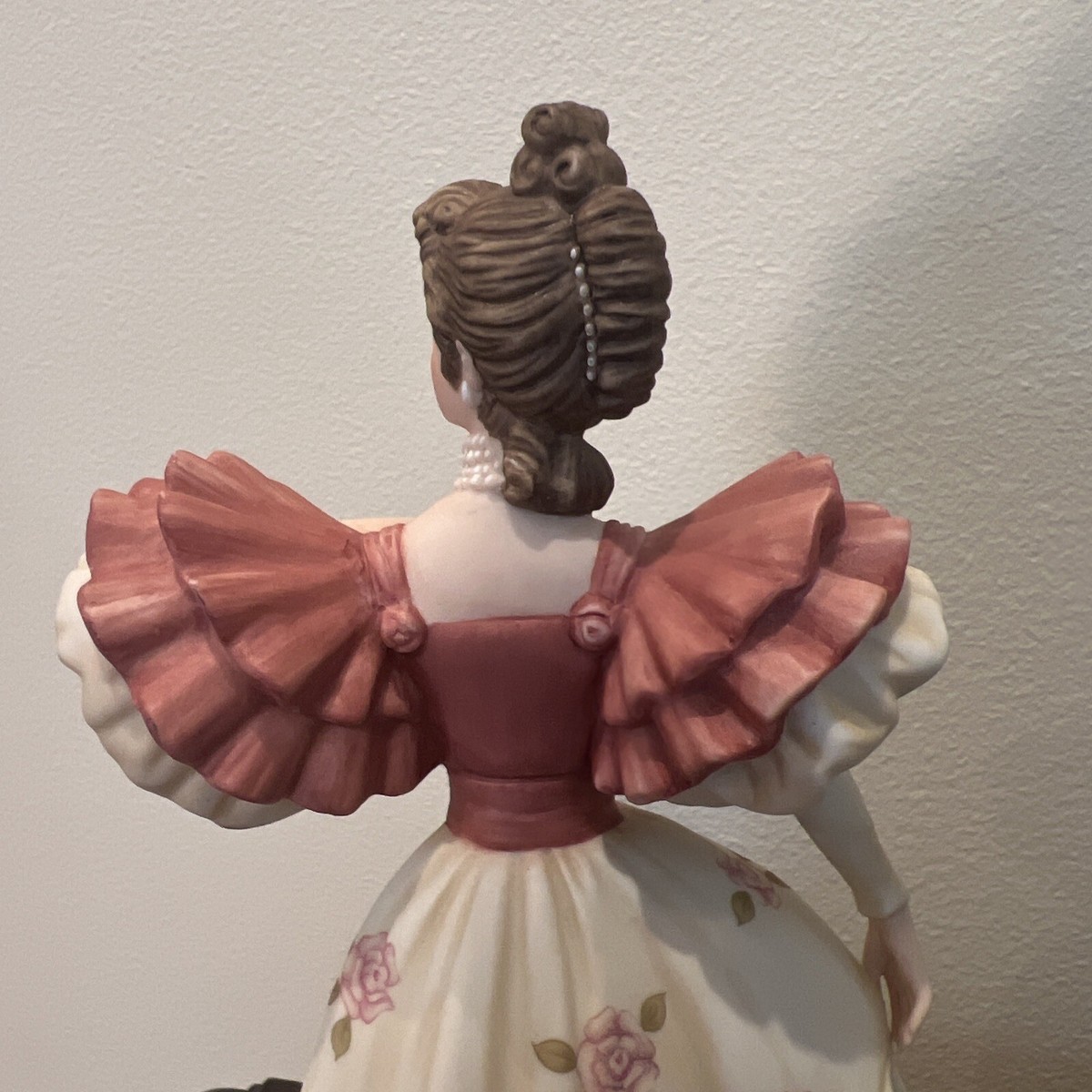 Vintage Retired LENOX Lady Collection FIRST WALTZ Figurine With