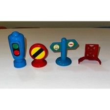 VTech Go! Go! Smart Wheels Train Station Signals Signs Stoplights Set of 4