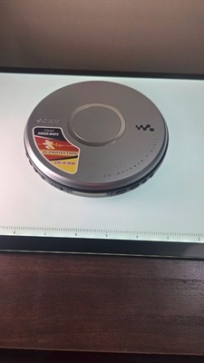 Sony D-EJ011 CD Walkman Portable CD Player Discman Silver Tested Working