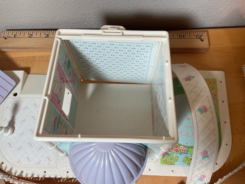 Fisher Price Precious Places Baby’s Nursery Cottage - 1988 Vintage - #5161 - Bild 13 von 14