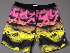 Billabong LayBacks Board Shorts Mens Large 36x7 Multicolor Spray-paint Design