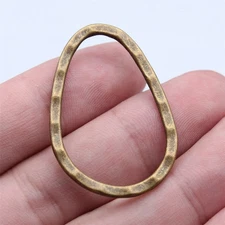 8 or 20PCS Bronze Tone Hammered Link Connector Charm Pendant GGB23