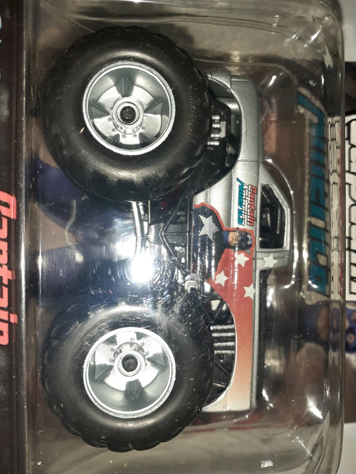 Marvel Muscle Machines Bigfoot Capitán América MO64-05-11 SIN USAR, EN CAJA, ENVÍO GRATUITO Raro Foto 2 de 4