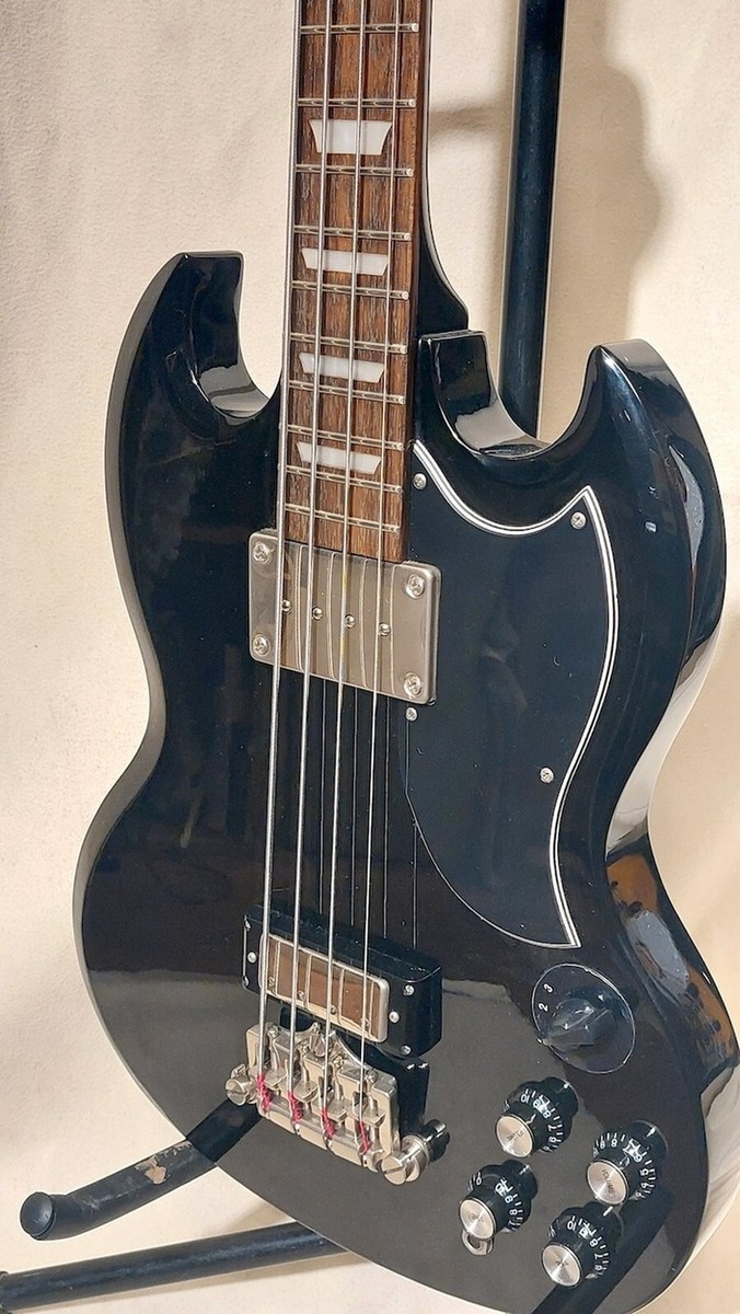 Epiphone EB-3 Ebony Used 2011 Mahogany Body Mahogany Neck Rosewood  Fingerboard