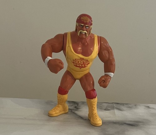 WWF WWE Hasbro Wrestling Figure. Series 3: Hulk Ho...