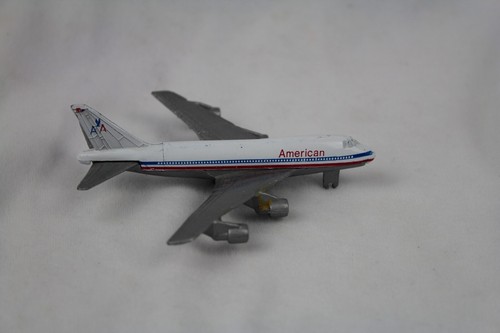 Vintage American Airlines Boeing 747 Diecast 4” Collectible Airplane (F801) - 第 7/9 張圖片