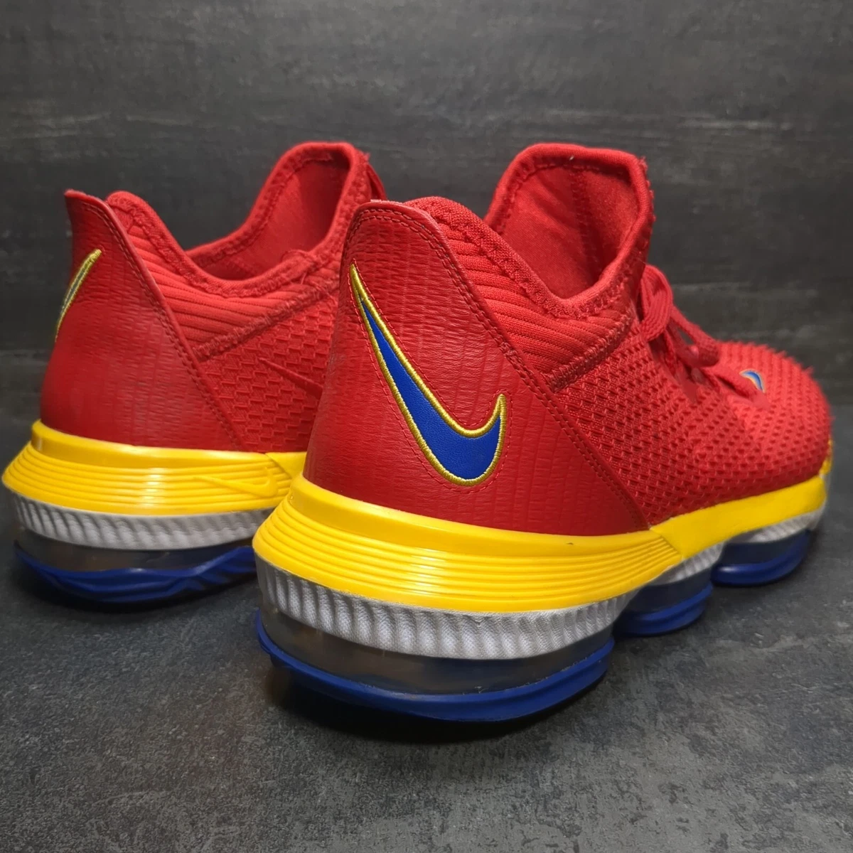 Lebron 16 low rouge sales