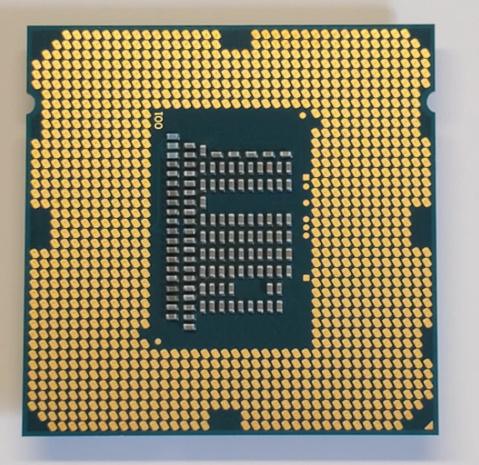 SR0R6 Intel Xeon E3-1220L v2 2.30GHz 3MB Server CPU up to 3.50 GHz Turbo TESTED - Image 2 of 3