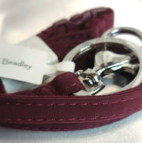 Vera Bradley's BREAKAWAY LANYARD in MULLED WINE, Keyring, Lobster Clasp, RED NWT - Picture 6 of 7