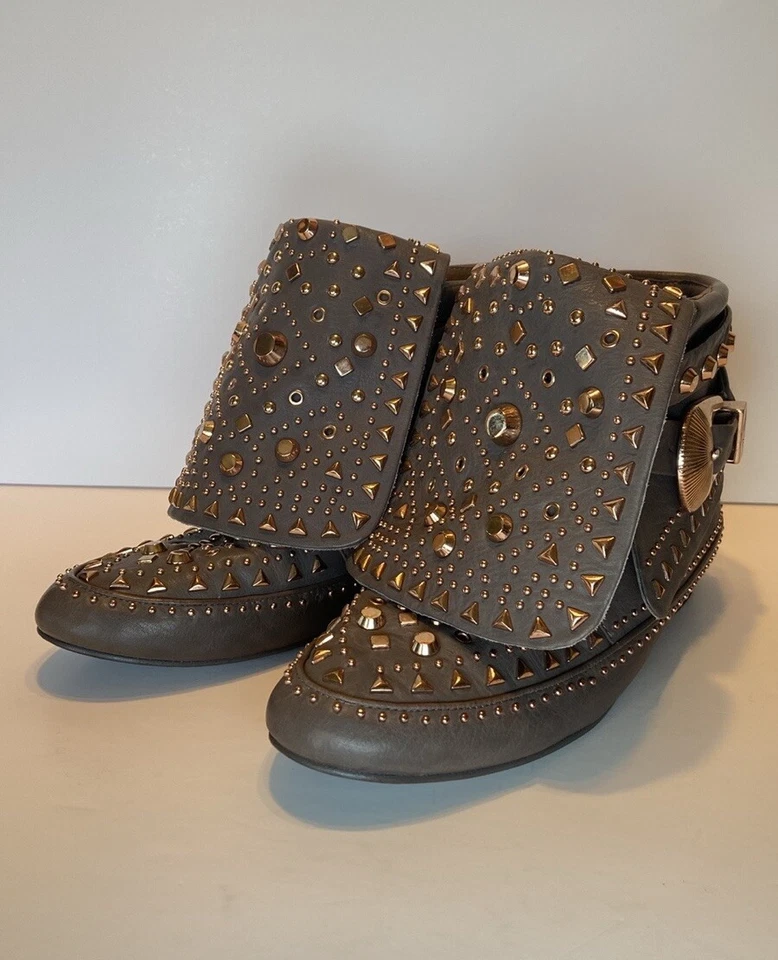 Botas Mocasín Ivy Kirzhner Gris Cuero Oro Rosa Tachonado Adobee Tacones Talla 8 Foto 2 de 4