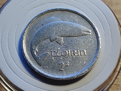 Very Fine Rare 1931 Ireland Florin 750 silver coinage w holder - Picture 8 of 9