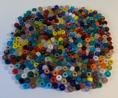 Vintage Estate Finds 8 OUNCE ASSORTED MULTI-COLOR GLASS JOB CRAFT BEADS - A1
