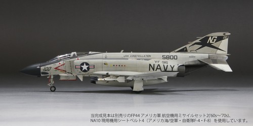 FineMolds US NAVY F-4J VF-96 "Show Time 100" FF04-1/72 - Photo 6/6