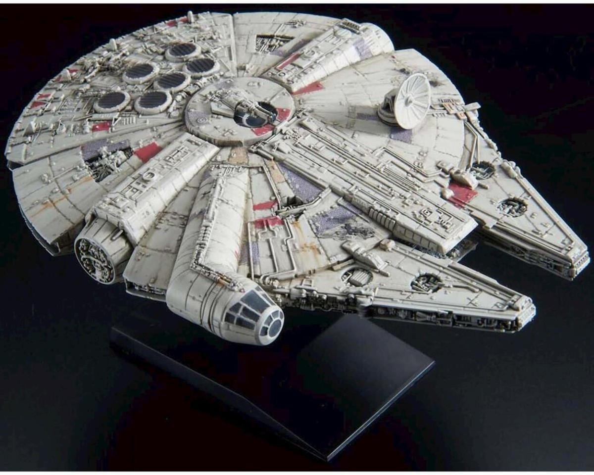 Bandai 2447644 Star Wars 1/350 Millennium Falcon (Snap Kit) | eBay