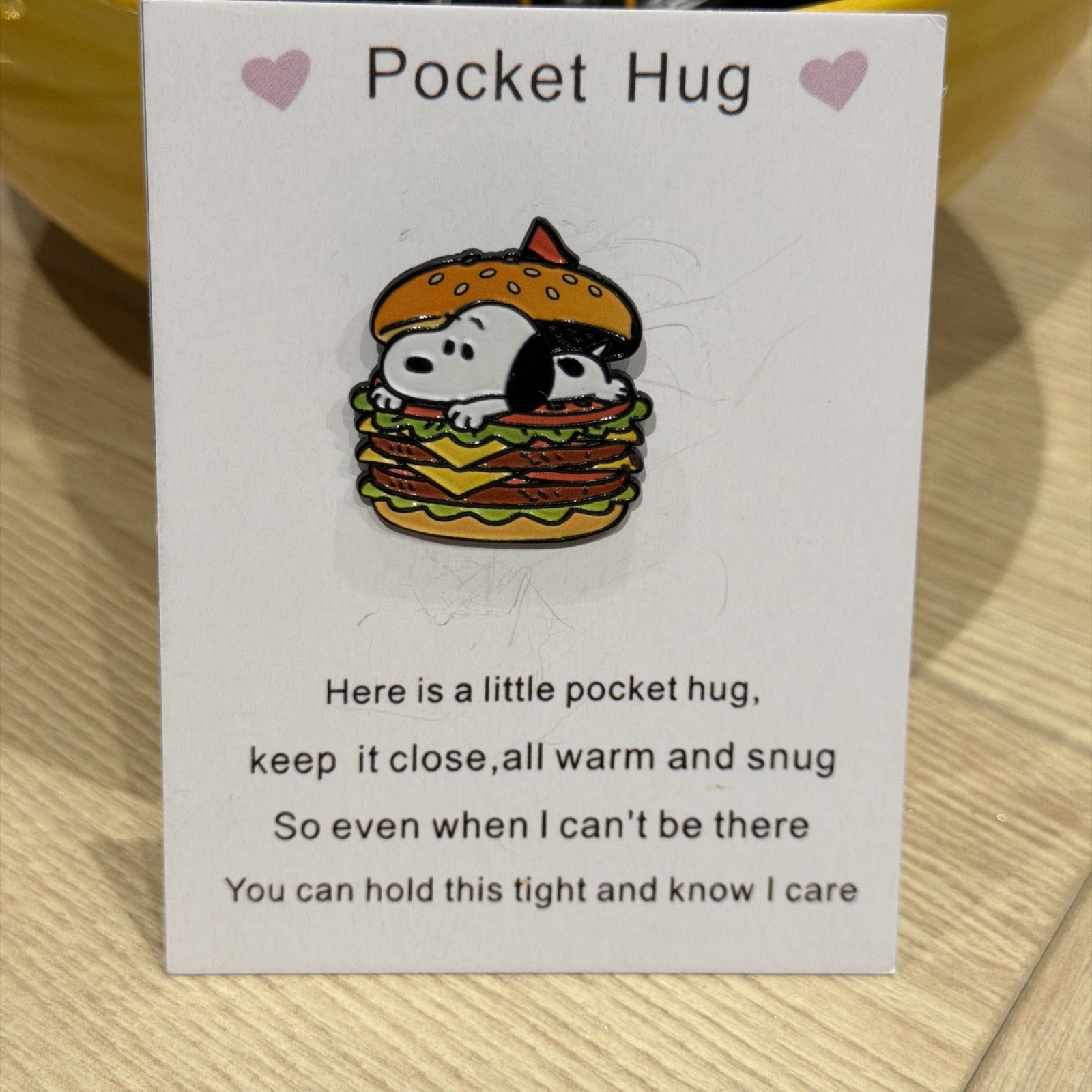 Snoopy eating hamburger pin badge charm pocket hug collectors item smiling
