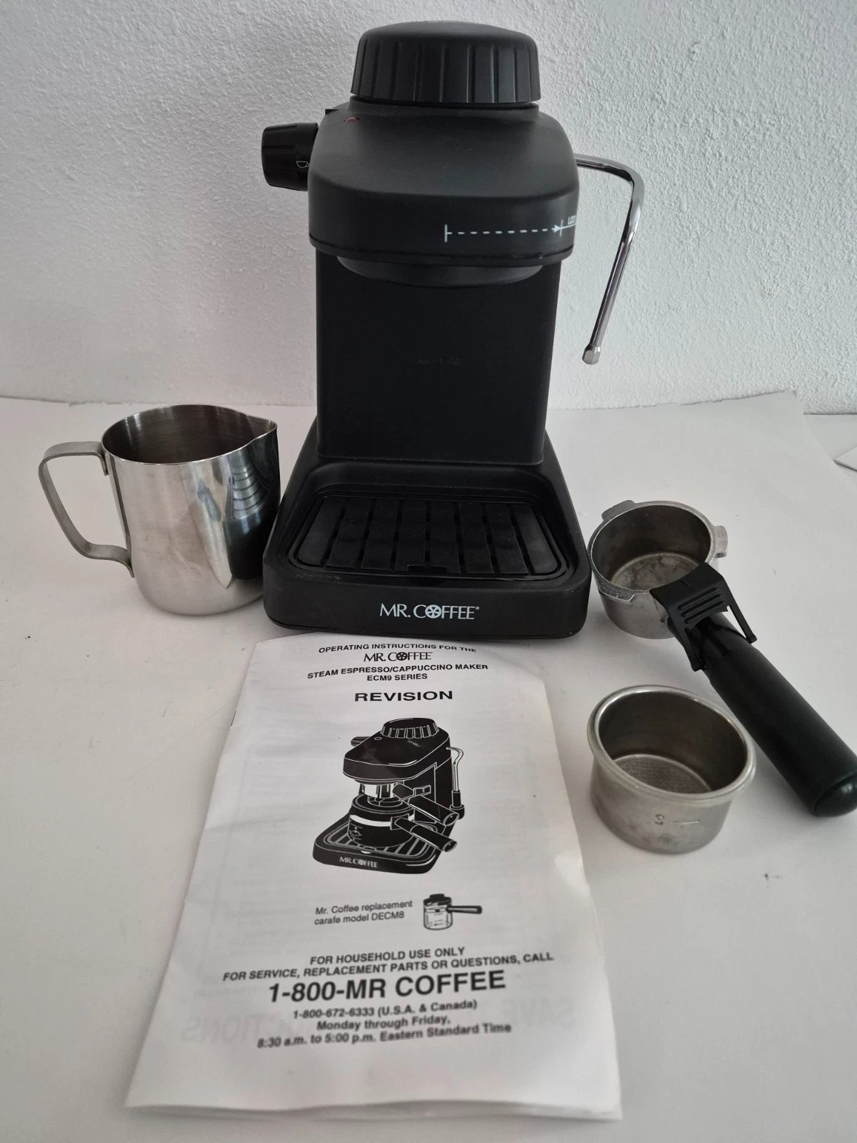 Mr. Coffee Expresso and Cappuccino Coffee Maker Model ECM10 -Black Color -Tested