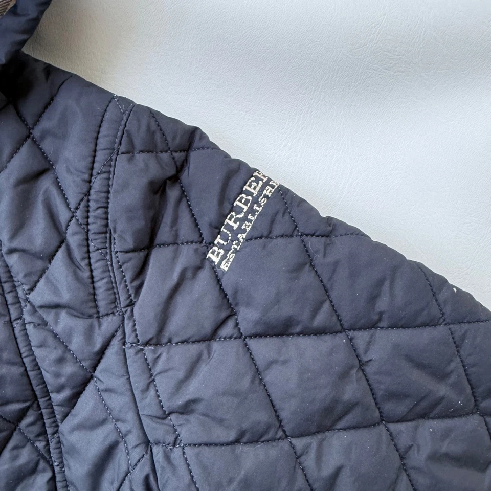 Chaleco Chaqueta 4T Burberry Azul Flecado Extraíble Capucha Pequeño Rasguño Foto 2 de 4