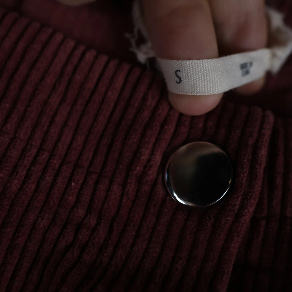 Vestido de pana Harper Heritage para mujer pequeño botón bolsillos delanteros jersey Foto 4 de 4