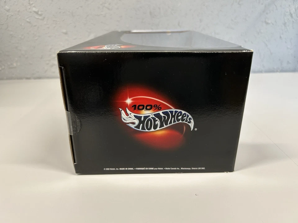 Cadillac Cien Silver  Hot Wheels Die Cast 1:18 Scale - Image 4 of 4