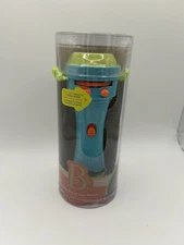 Battat Toys - Light Me to the Moon Projector Flashlight