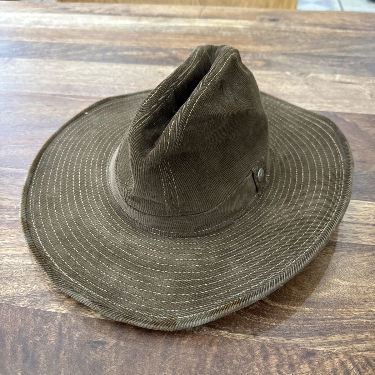 Vintage Levi Strauss & Co. / LEVI\'S Strauss feather Suede Western Cowboy Hat Vintage 1970s Levi Strauss Suede Look Cowboy Western Hat  main image 3