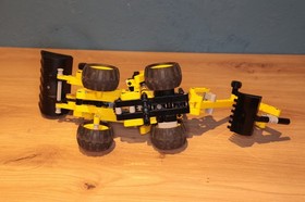 LEGO TECHNIC Mini Backhoe Loader 42004 *** 2013 - Original Box + Instructions missing