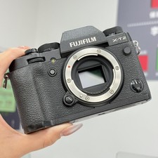 Fujifilm Fuji  X-T2 XT2 24.3MP Mirrorless Digital Camera Body Only English