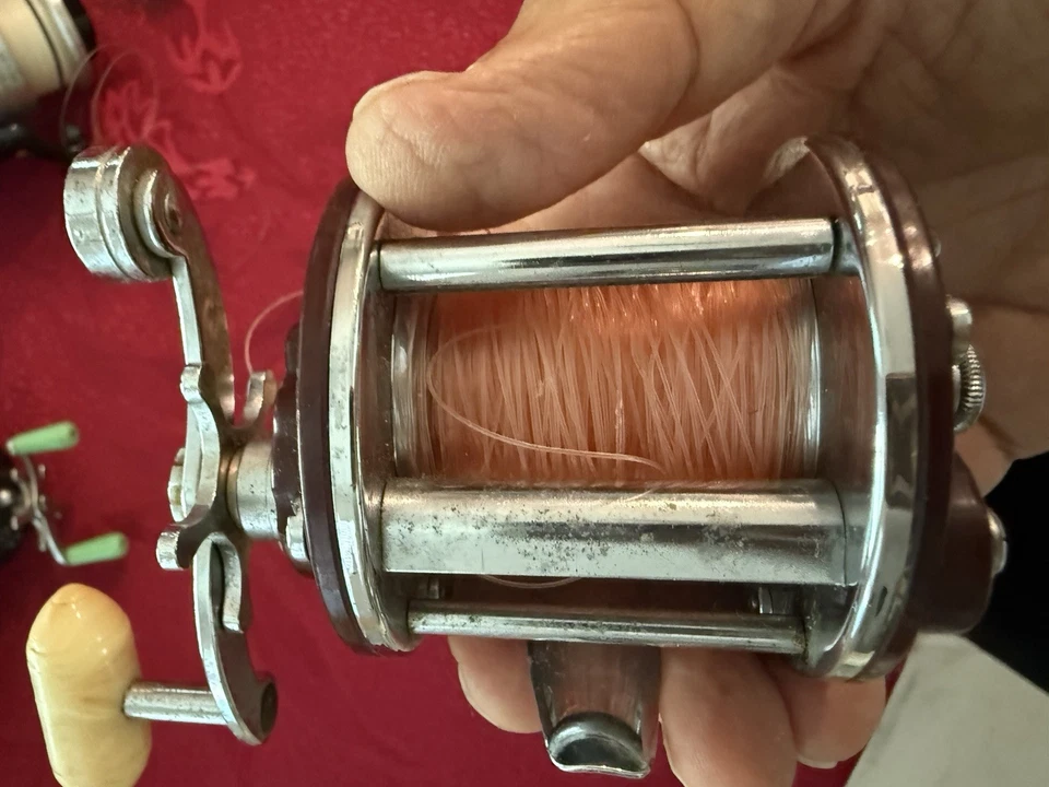 Carrete convencional Penn agua salada Peerless No. 9 Foto 4 de 4