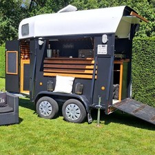 Twin Axle Mobile Bar Trailer Wedding Event Cocktail Unit